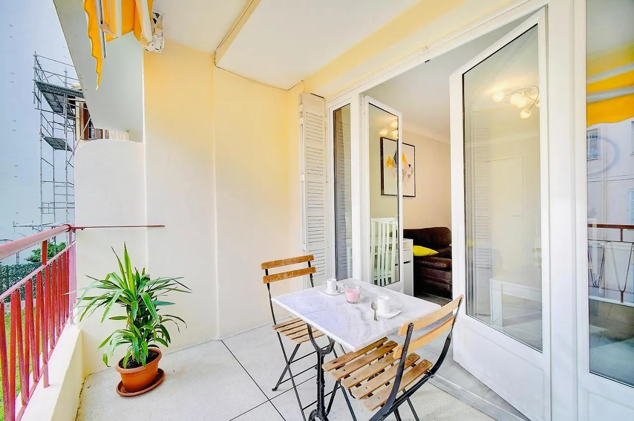 2 Bedroom Luxury Flat With Balcony Cannes Center Apartment